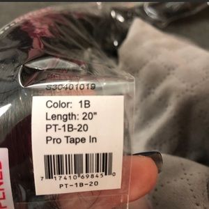 Glam seamless tape in extensions.20inches color 1b